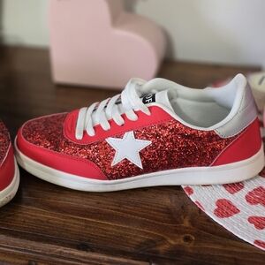 Women's Glitter Star Sneakers - Red